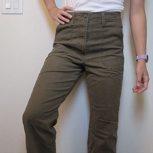 Levi Relaxed Fit Khaki Green Pants